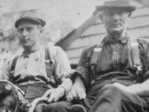 Bordentown History: Wishing you a Merry Christmas-Go-Round