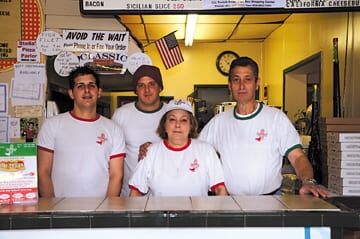 2011-02-StellasPizzaParlor
