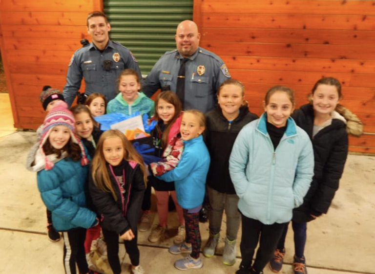 Girls on the Run service project gives back to Robbinsville Police Department