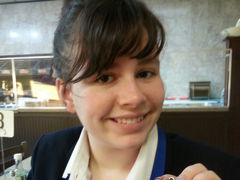 High schooler wins full scholarship in Rider business competition