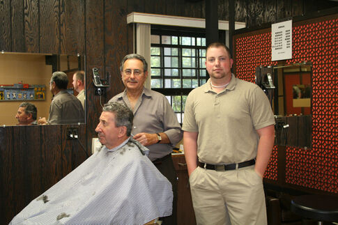 web1_2010-10-LawrencevilleMen-sHairstyling.jpg