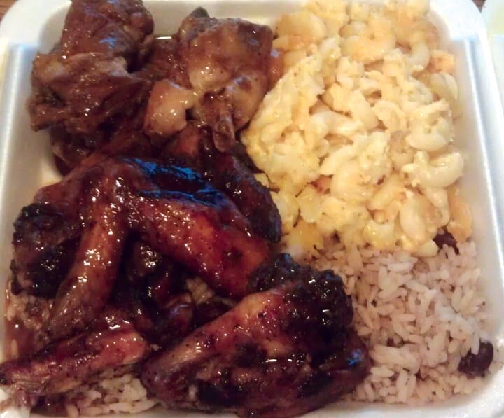 2012-08-TheHummingbirdRestaurant