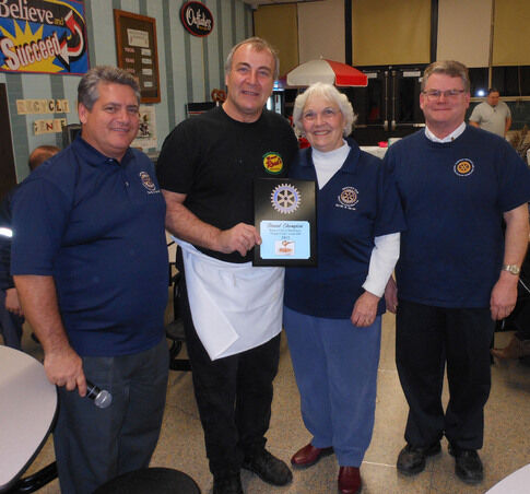web1_2013-04-Rotary-Soup-Winners-Mamma-Rosa.jpg