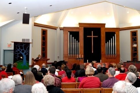 web1_2013-03-EO-Lutheran-Christmas-worship.JPG