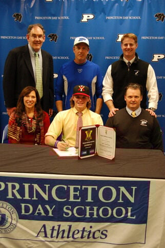 web1_2013-04-PDS-Basball-Player-signs-letter.jpg