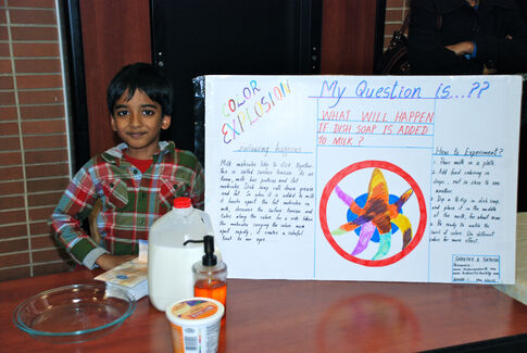 Ben Franklin students experiment at Math and Science night