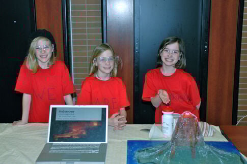 Ben Franklin students experiment at Math and Science night