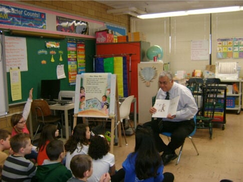 web1_2013-05-Yardville-Read-Across-America.jpg