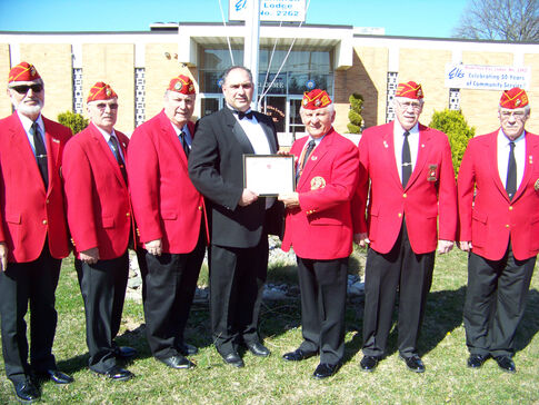 web1_2013-05-Elks-Marine-Corps-Award.jpg