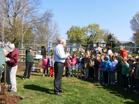 web1_2013-06-Hopewell-Arbor-Day.jpg