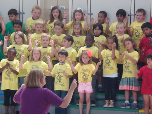 web1_2013-07-LG-LES-Kindergarten-Concert.jpg