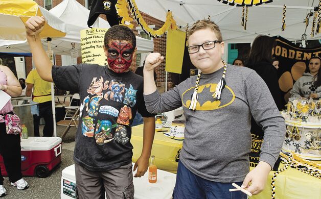 Bordentown Street Fair takes over Farnsworth