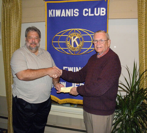 web1_2013-10-EO-Kiwanis-EUSA-Donation.jpg