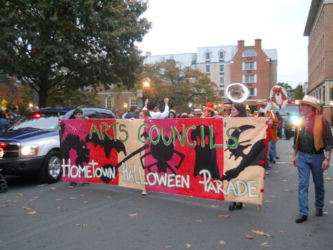 web1_2013-11-Halloween-Parade.jpg