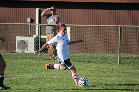 Twins differentiate themselves on soccer field