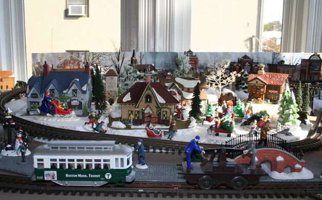 Model trains bring out ‘kid in everyone’