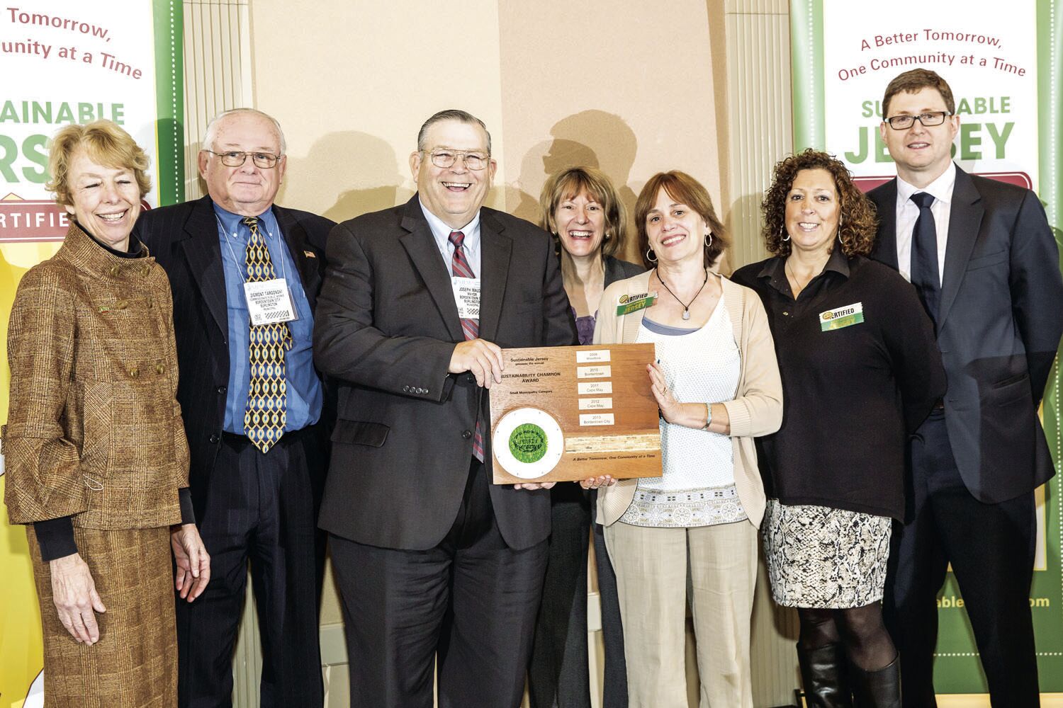 Green Team accepts Sustainability Champion award