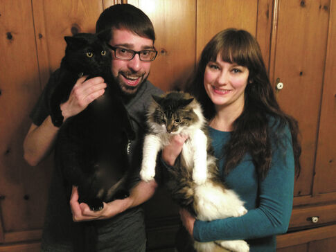 web1_2013-12-PE-Jennifer-Hoh-witgh-cats-and-hubby.jpg