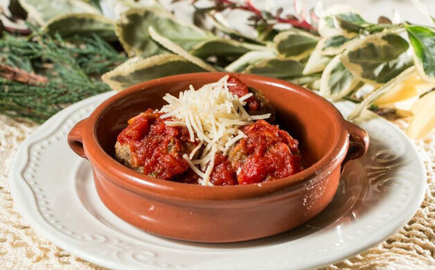 Diners finding comfort at eclectic café Under the Moon