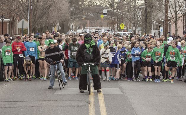 Festive 5k runners show green spirit