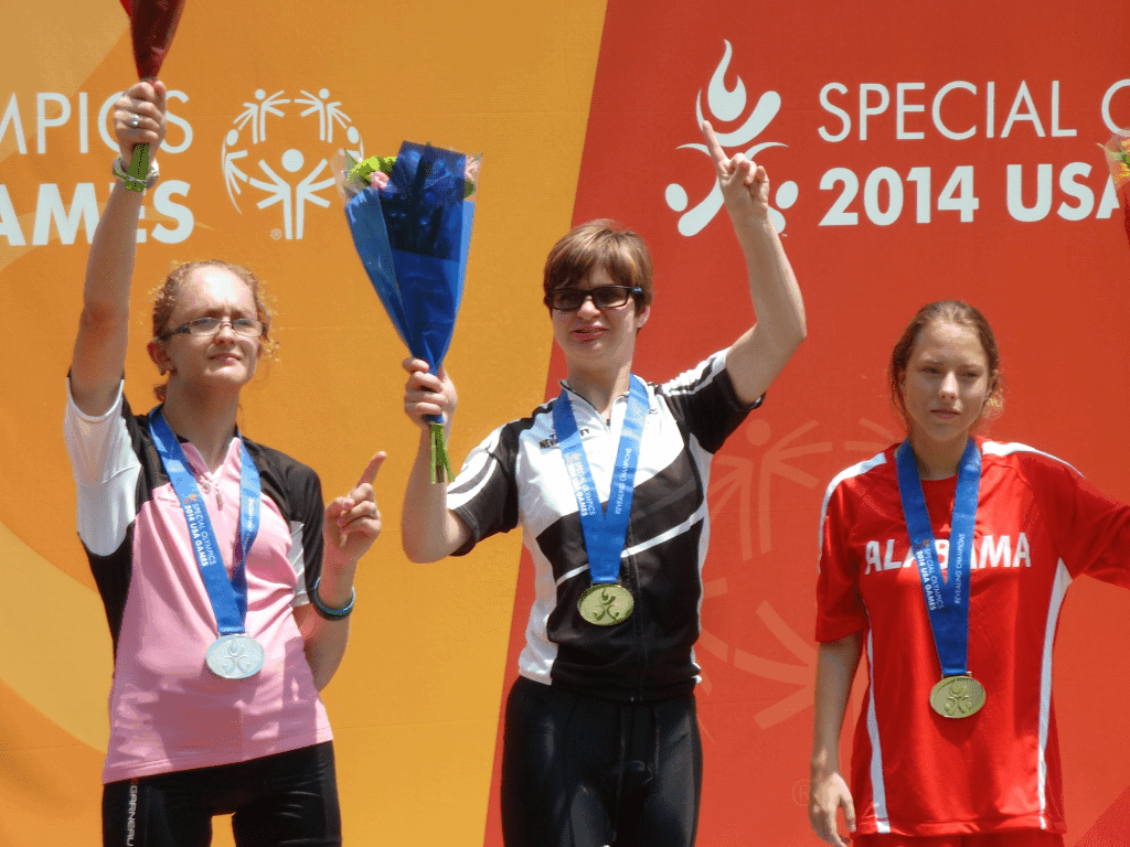 2014 07 LG Nicole Lusardi