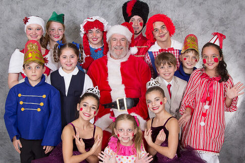 M&M Stage to present “Miracle on 34th Street” at the Kelsey Theatre