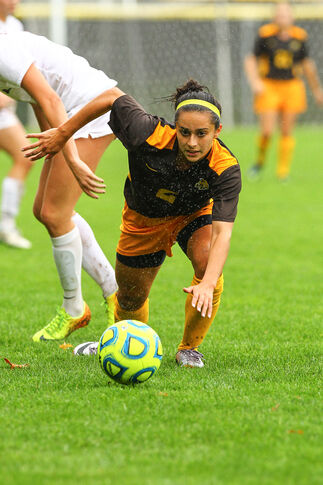 ‘Kooky’ pair boosts Rowan soccer