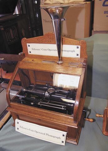 web1_Coin-Operated-Phonograph.jpg