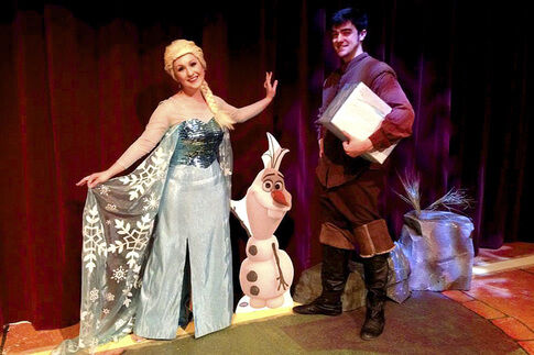 web1_FrozenElsaKristoff.jpg