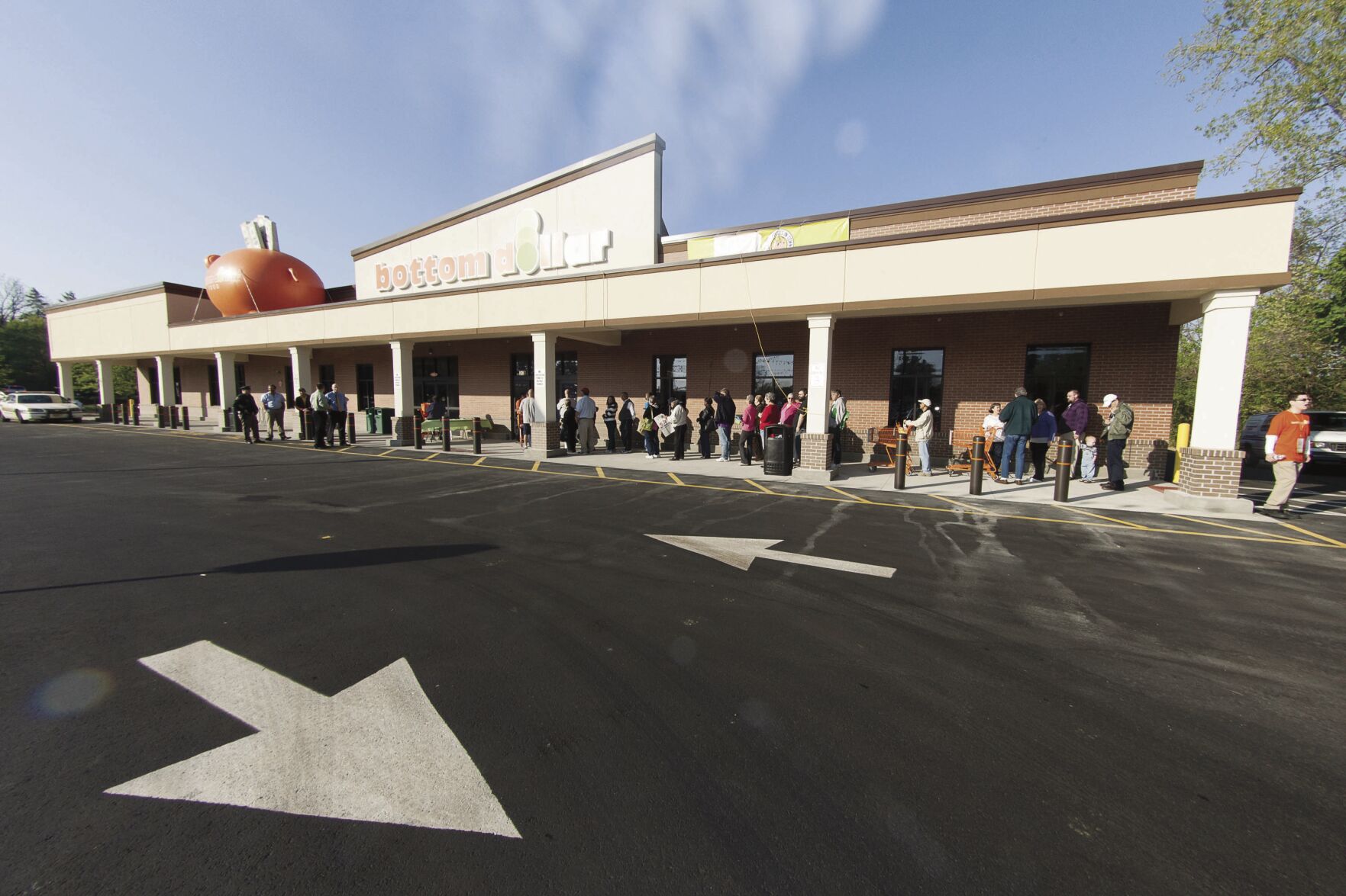 2014_2012_20BC_20Bottom_20Dollar