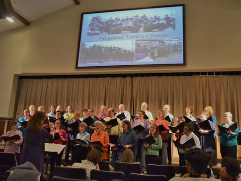 web1_2015-05-HE-Hopewell-Valley-Chorus.jpg