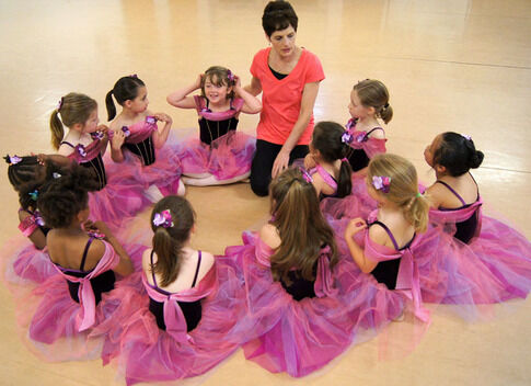 web1_Pennington-Dance-students-Director-Nancy-Warner-WEB.jpg
