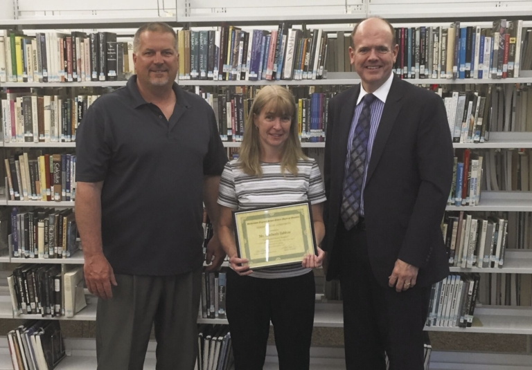 Board member Zablow receives her Certificated Board Member Award