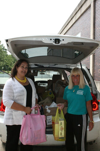 web1_PEAC-food-drive-WEB.jpg