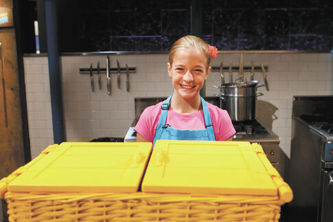 web1_2015-12-LG-Junior-chef-Emily-Allen.JPG