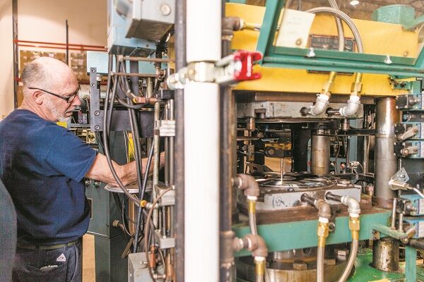 Vinyl idols get into the groove