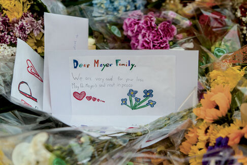 Candle-Light-Vigil–9868