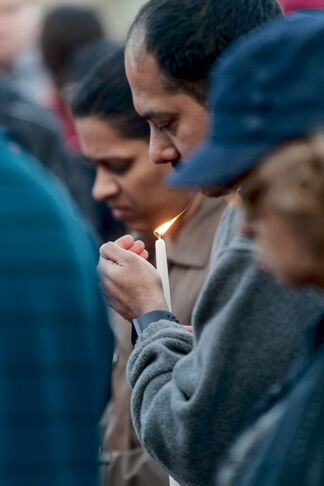 Candle-Light-Vigil–9874