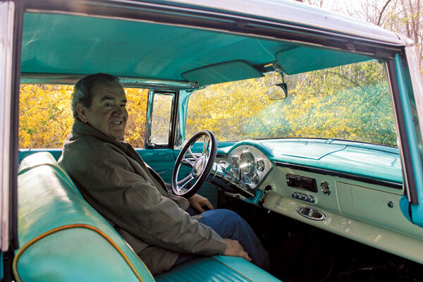 2016 05 HE WEB Consoli Inside Car