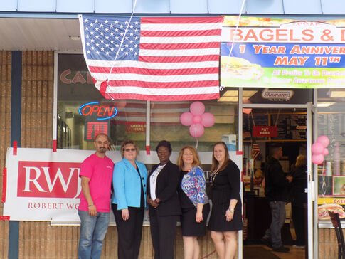 Caesar’s Bagels and Deli celebrates anniversary by supporting cancer research
