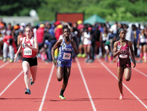 Ewing’s Bosely dreams of greatness on the track