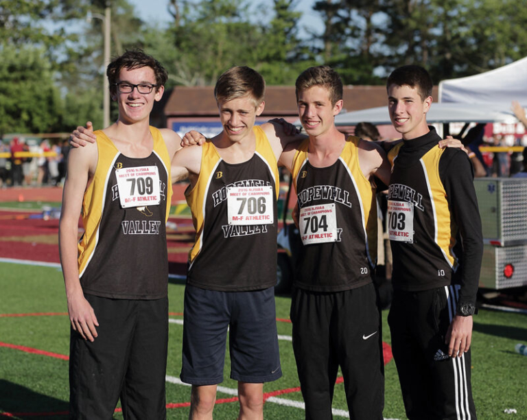 Shoe sure fit for HoVal relay team