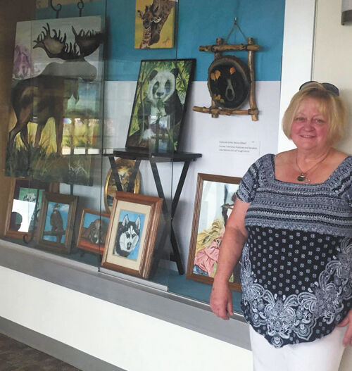 Self-taught painter is focus of Ewing town hall show