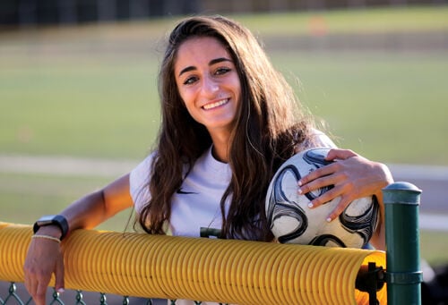 2016-09-20-tia-saade-ewing-at-wwphs-girls-soccer_04