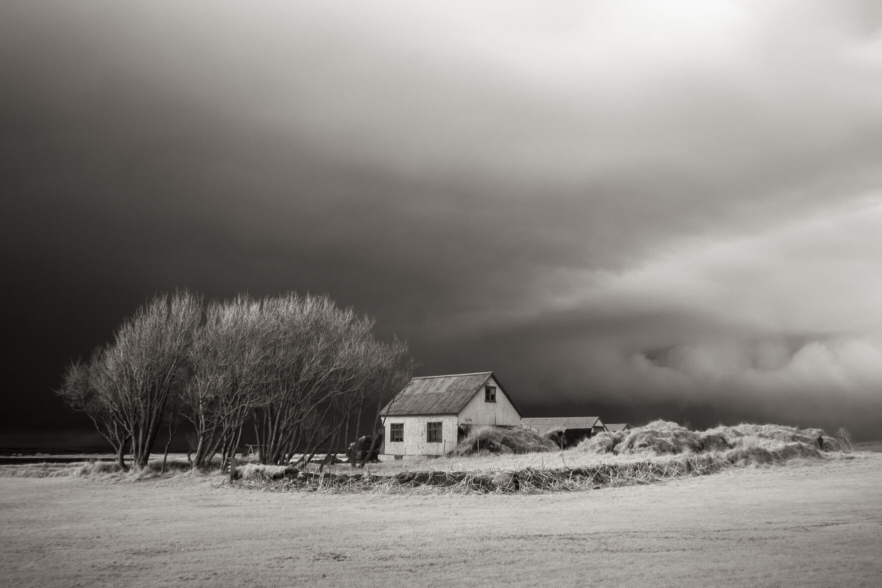 Povlow_Abandoned_Farmstead_Iceland_#2_18x24
