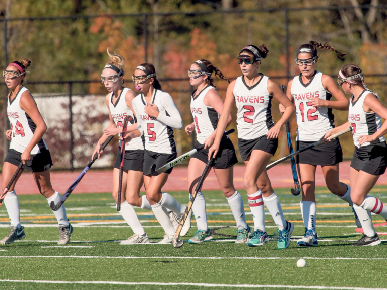 ‘Team-first’ attitude guides Robbinsville field hockey