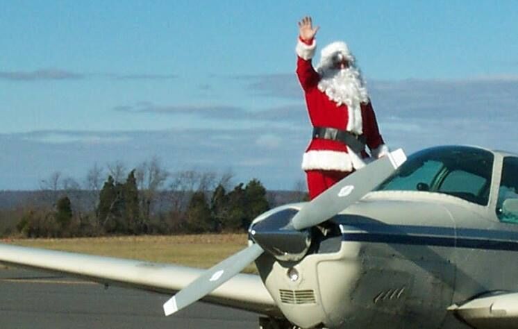 Santa headed to Princeton Airport to greet children on Christmas Eve