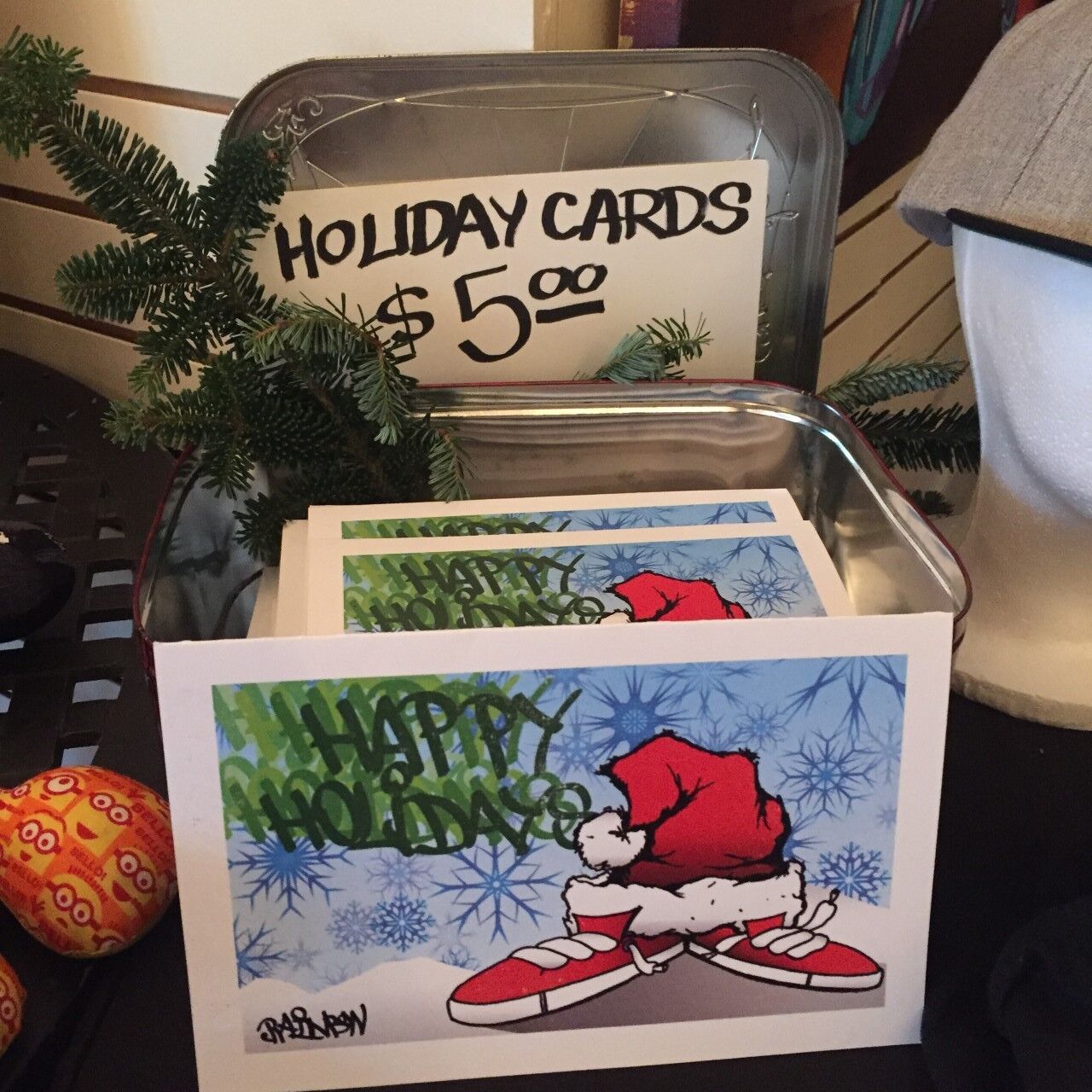 thumbnail_leon-rainbow-holiday-card