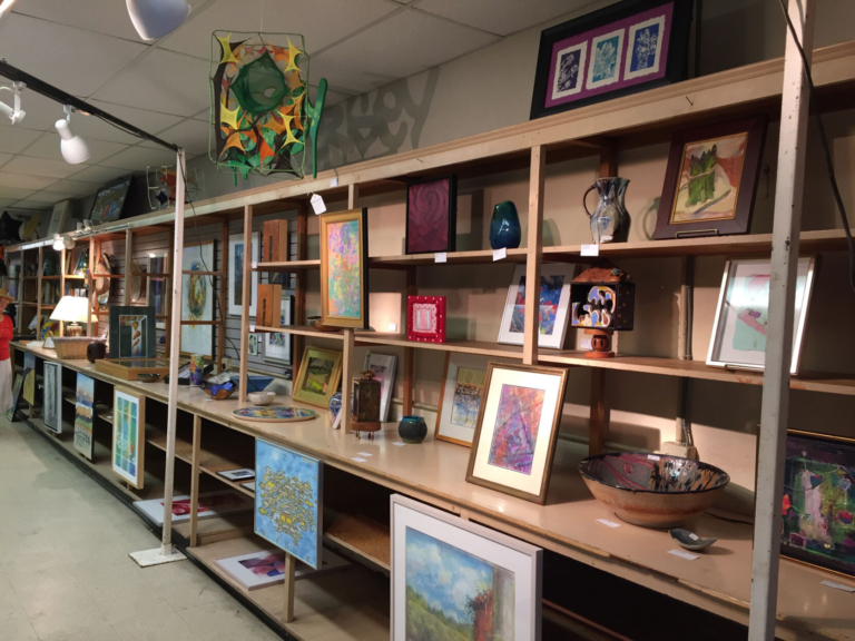 Wondrous on Witherspoon Pop-Up Gallery returns for holiday season