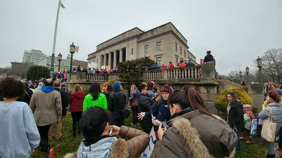 Thousands attend the Women’s March on New Jersey